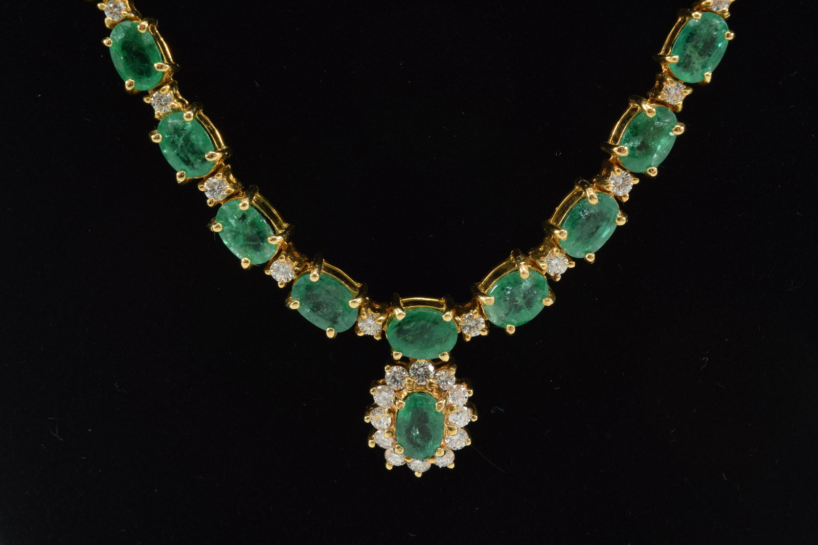 18K gold diamond and emerald necklace, center drop (1 of 9)