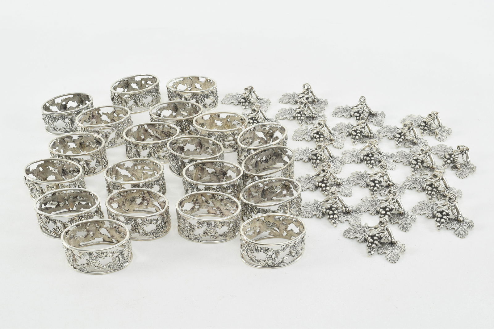 Set of 20 sterling silver napkin rings with 24 silver (1 of 10)