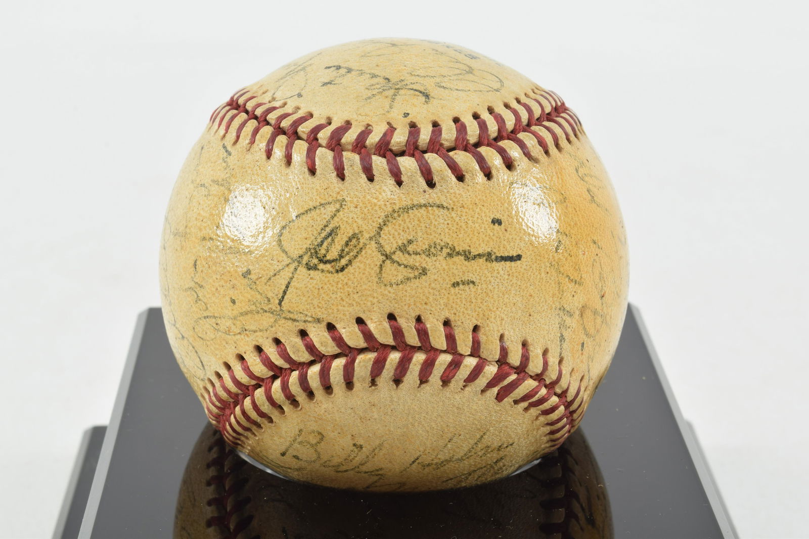 1945 Boston Red Sox team signed baseball. Manager Joe (1 of 7)