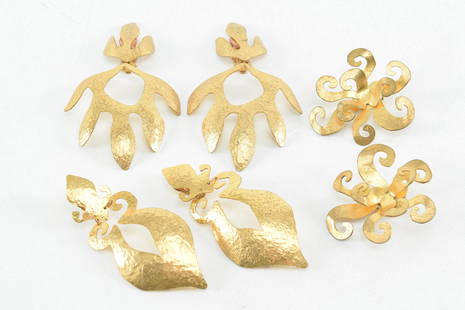 Herve van der Straeten French designer earrings. To: Herve van der Straeten French designer earrings. To include 3 pairs of gilt metal earrings in foliate and spiral forms. 3.75in length longest. Together with Van Der Straeten pouch.