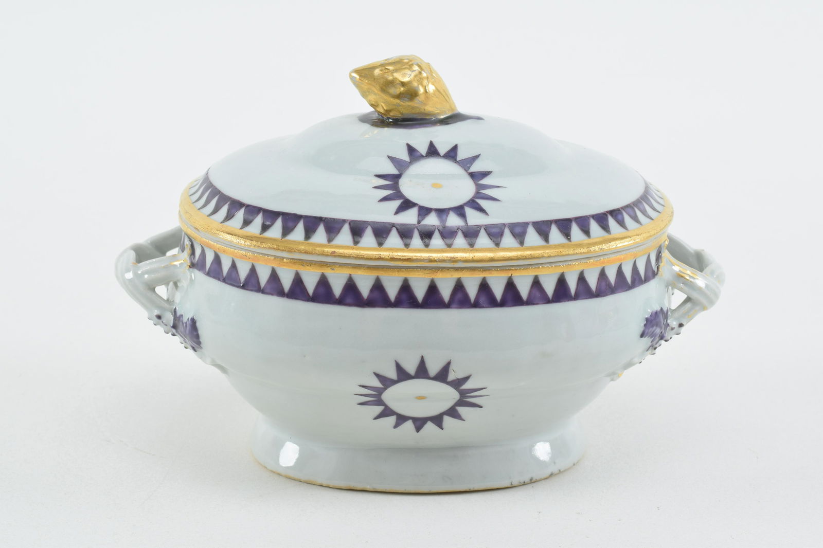 Early 19th century Chinese export porcelain small (1 of 7)