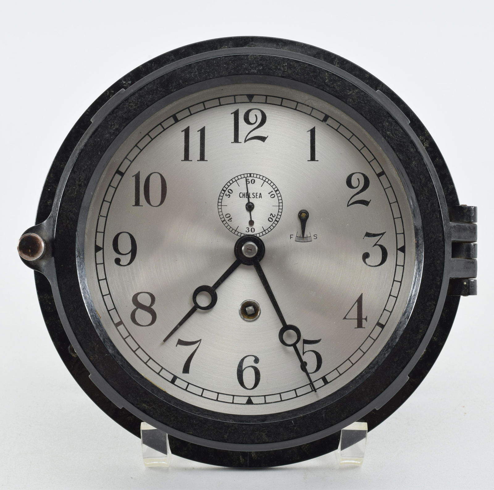 Chelsea Bakelite ship's clock. Circa 1940. (1 of 8)