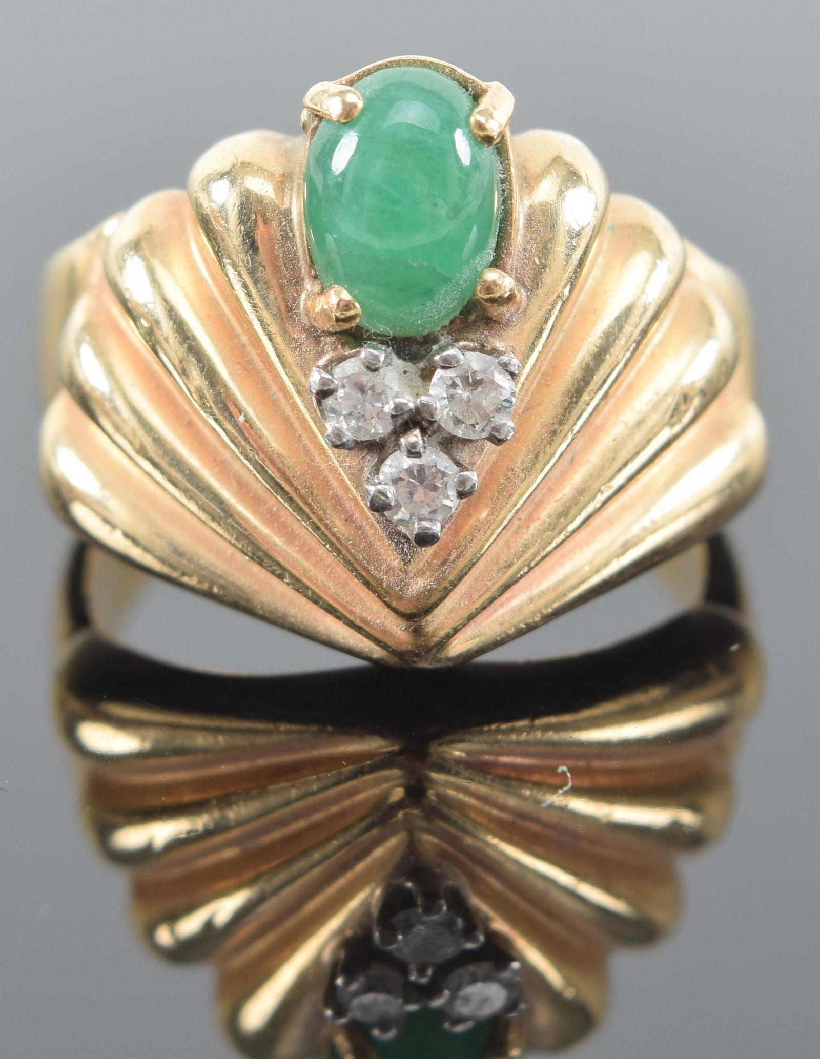 14K yellow gold vintage ring with diamonds and green cabochon stone. 6.25 ring size. 5.1 dwt. (1 of 7)