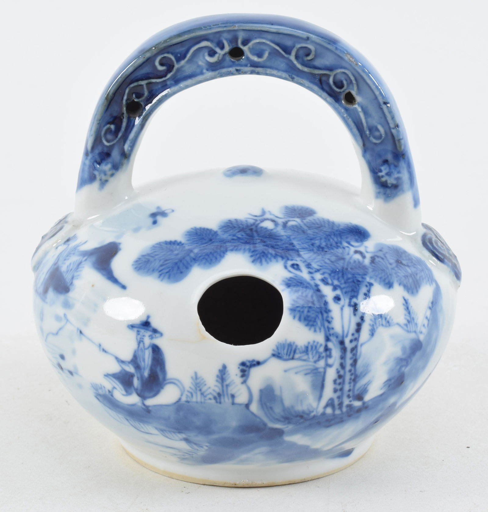 Porcelain lime  containers, China for the South East Asian market. Underglaze blue decoration. Width (1 of 5)
