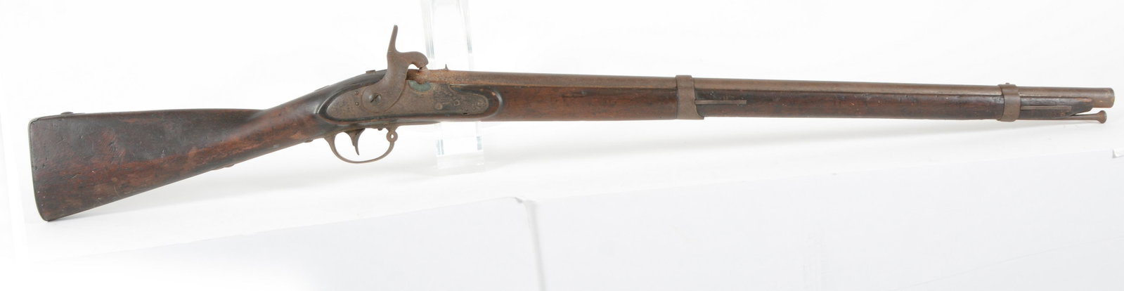 Harpers Ferry Cut Down Percussion Sporterized Musket. This is a .69 Cal. smooth bore with a Harpers: Harpers Ferry Cut Down Percussion Sporterized Musket. This is a .69 Cal. smooth bore with a Harpers Ferry lock dated 1834 and a federal eagle stamp. Looks to be a U.S. conversion that was sporterized 