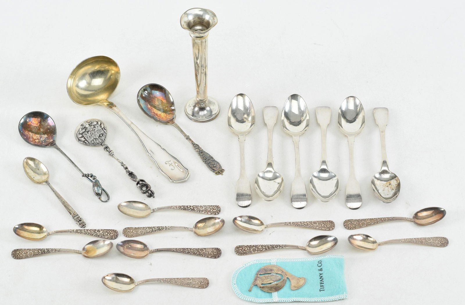 Lot of 21 pieces of silver. 1) 800 silver ladle. 2) 6 English silver spoons, W.B. maker. 3) Georg (1 of 10)