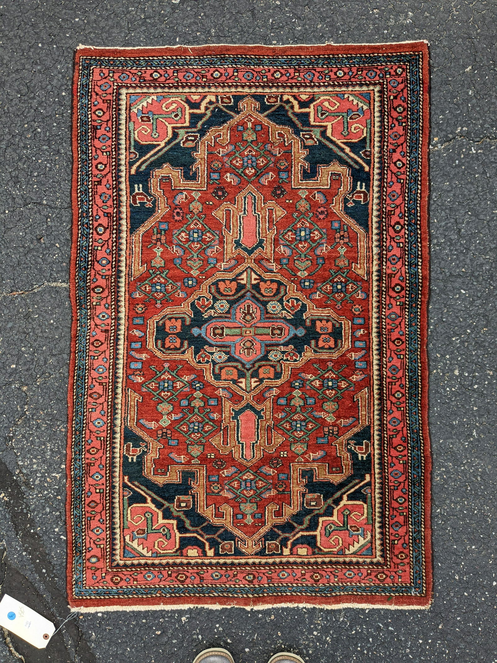 Fine small bidjar carpet. 49 x 31 (1 of 7)