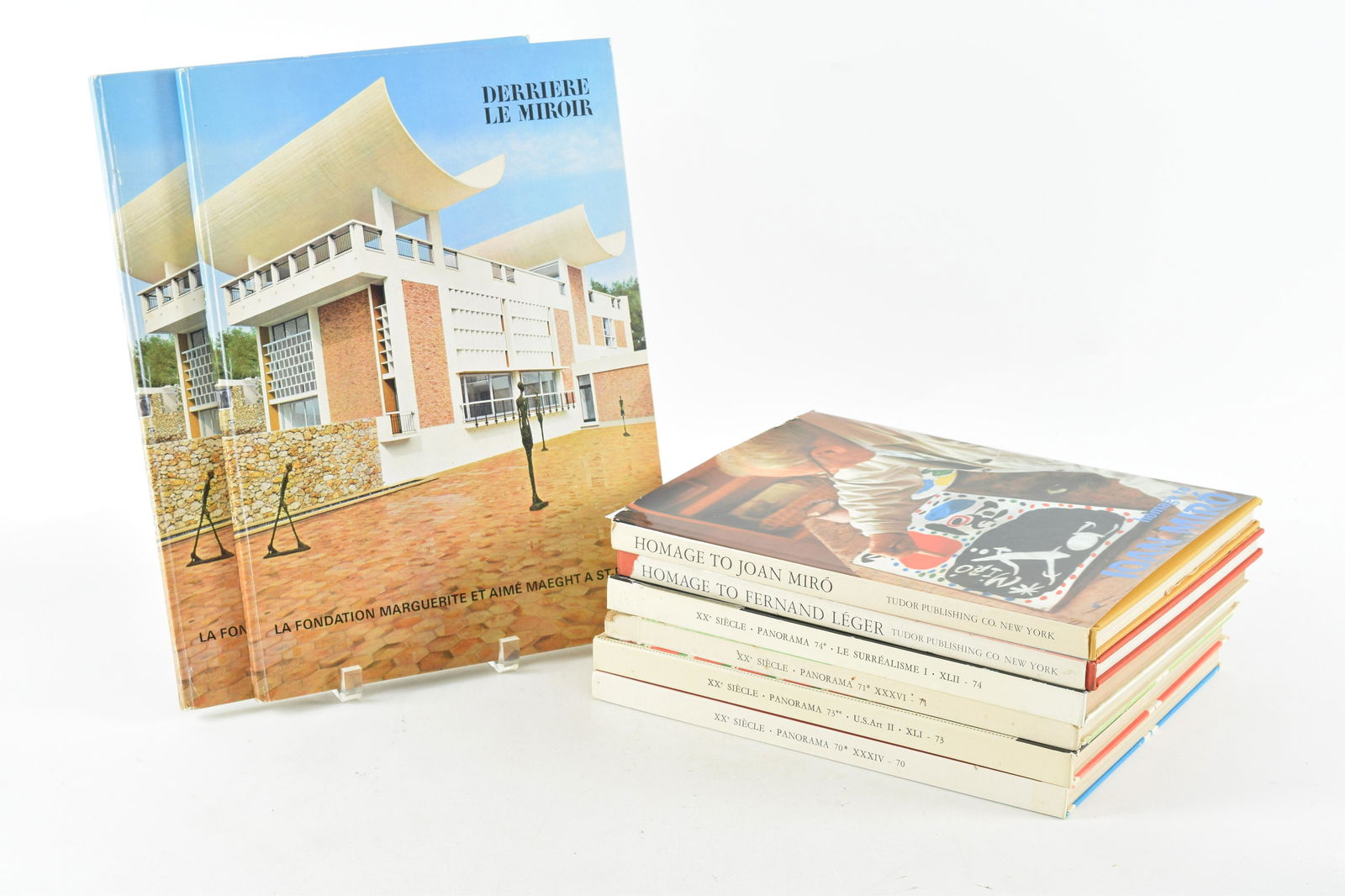 20th century art books with original lithographs. To include: XXe siecle nos. 34, 36, 41, and 42: 20th century art books with original lithographs. To include: XXe siecle nos. 34, 36, 41, and 42 (lithographs by Soulages, Chagall, Robert Indiana, Hans Hartung, Henry Moore, Richard Lindner, Max Erns