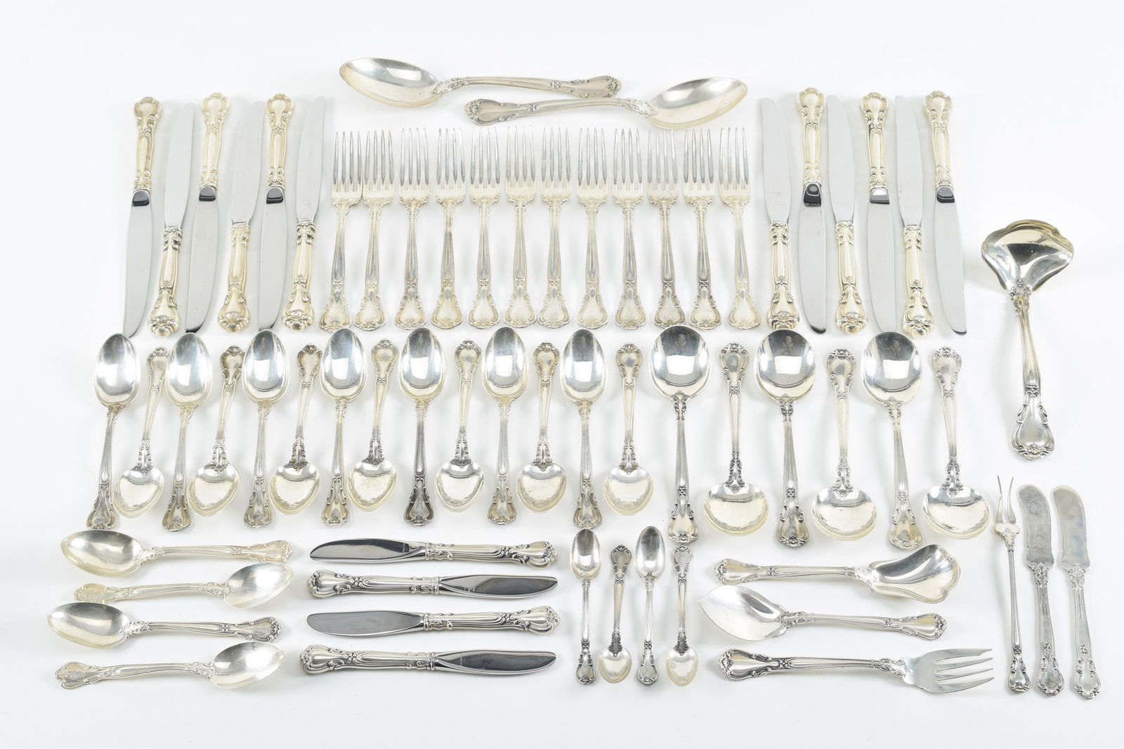 65 pieces Gorham "Chantilly" sterling silver flatware service. Includes: 12 forks (7in), 18 spoons (1 of 16)