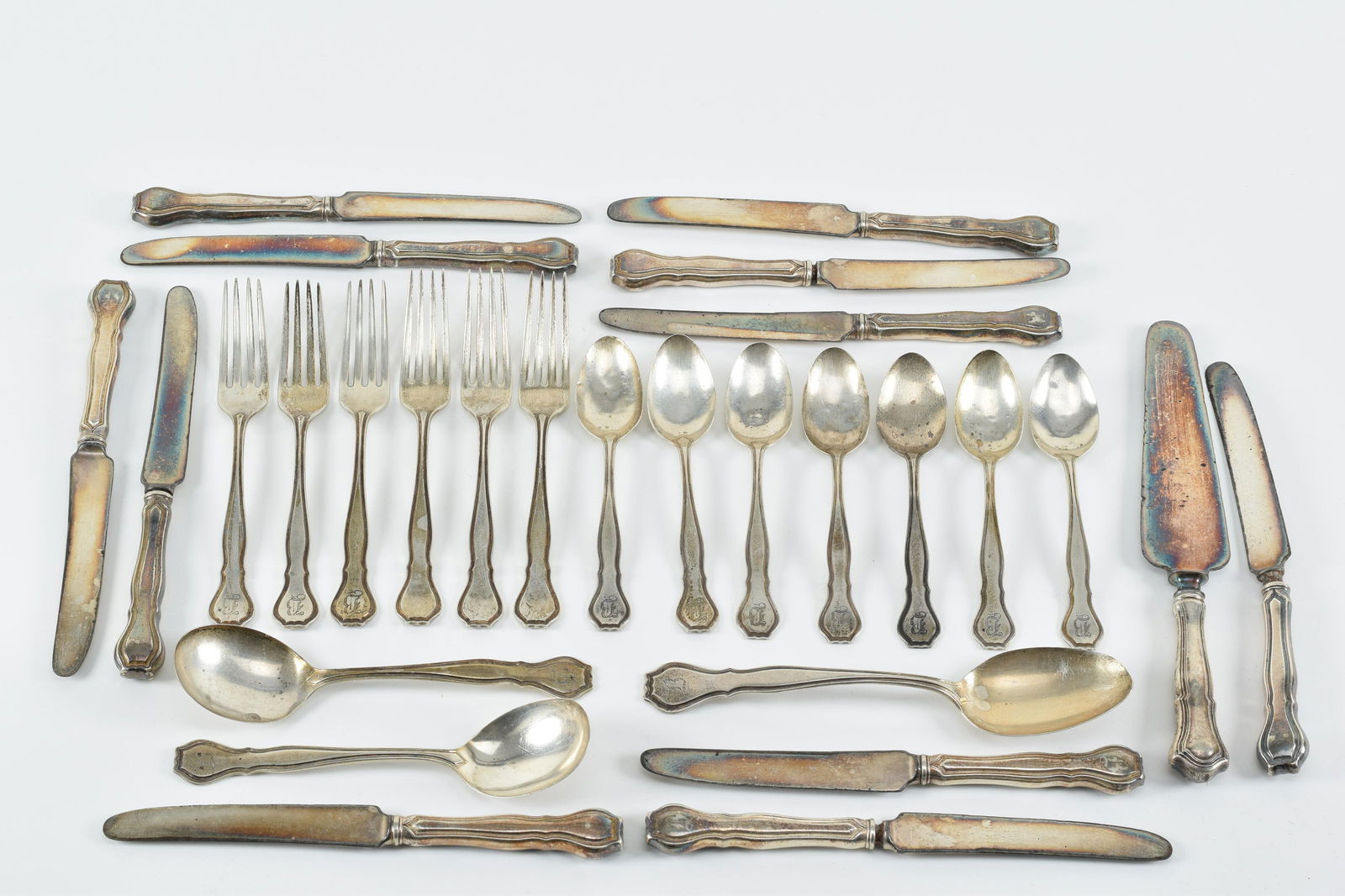 R. Wallace & Sons partial sterling silver flatware. To include: 7 teaspoons, 2 soup spoons, 1 (1 of 6)