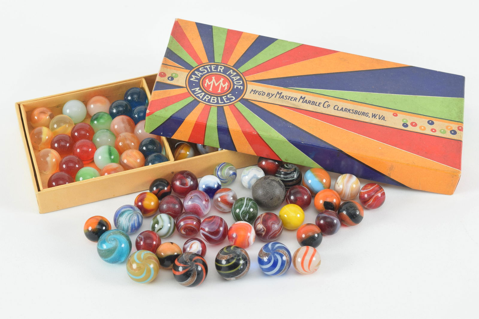 Lot of antique and vintage marbles. 7 antique Lutz marbles. Hollow steel marble red slags. Master (1 of 7)