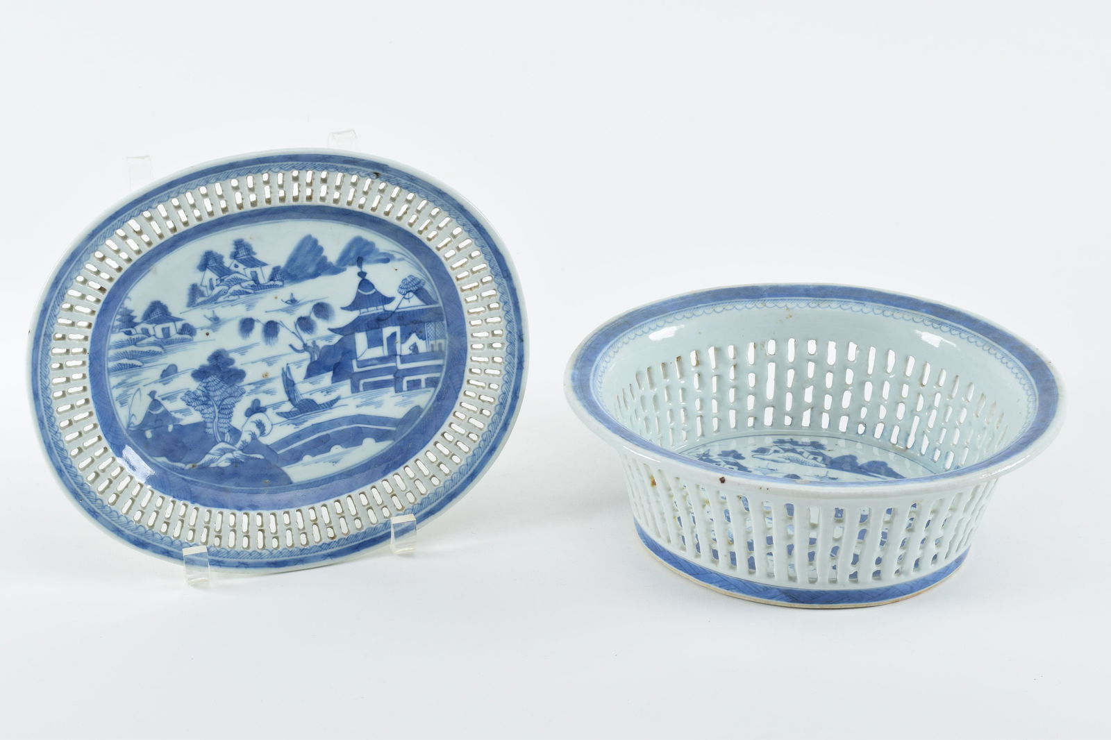 Chinese export canton decorated oval reticulated chestnut basket, 19th Century. Length 9.75in (1 of 6)