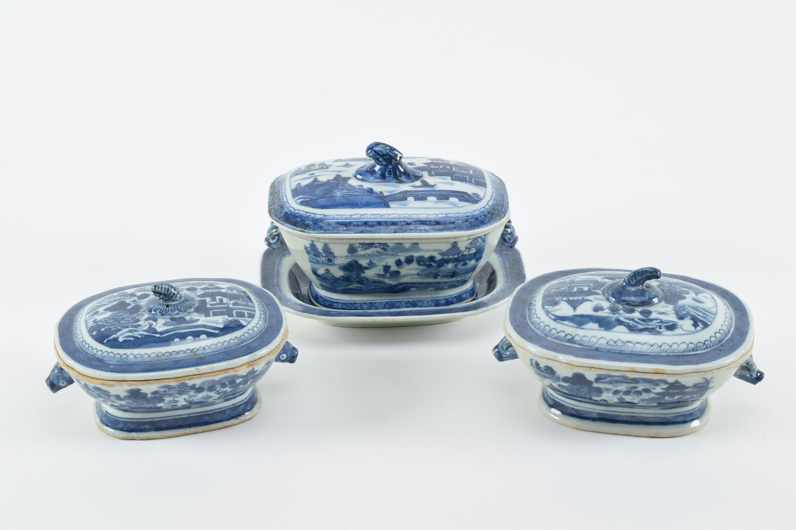 [3] Chinese export Canton decorated small vegetables, one with tray, 19th Century. Longest 7.5in (1 of 5)