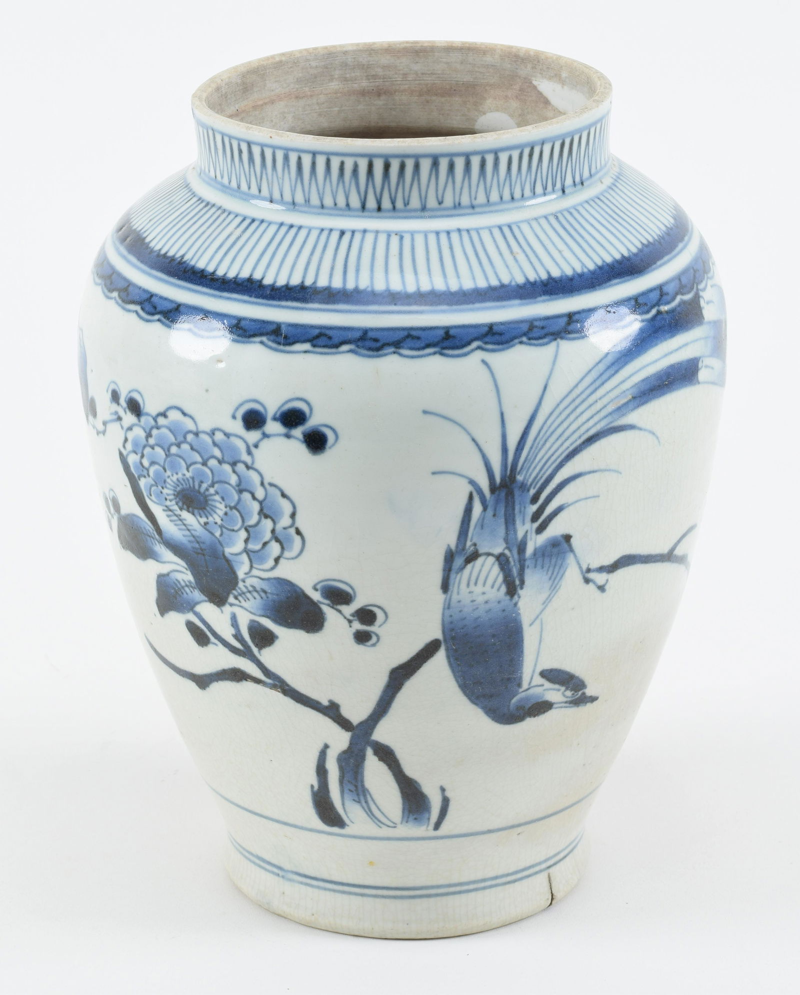 Porcelain jar. Japan. 17th/early 18th century. Arita ware. Old imari decoration of birds and flowers (1 of 6)