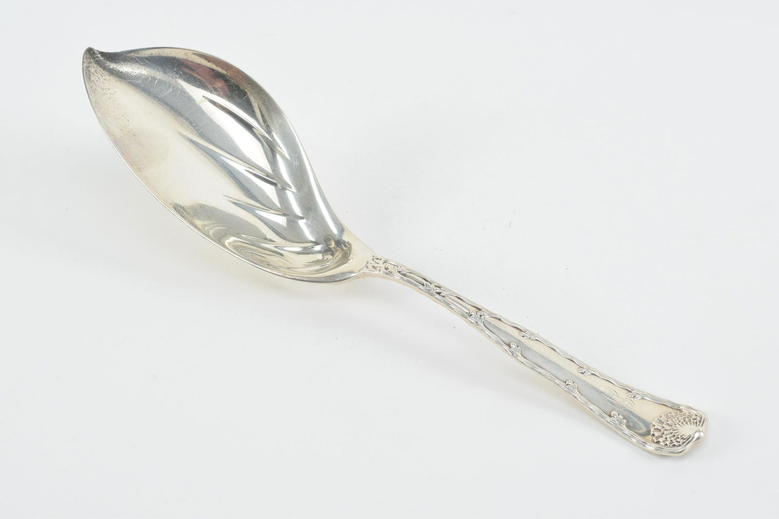 Tiffany & Co. "Wave Edge" sterling silver serving piece, 19th century. Concentric stacked shells on (1 of 14)