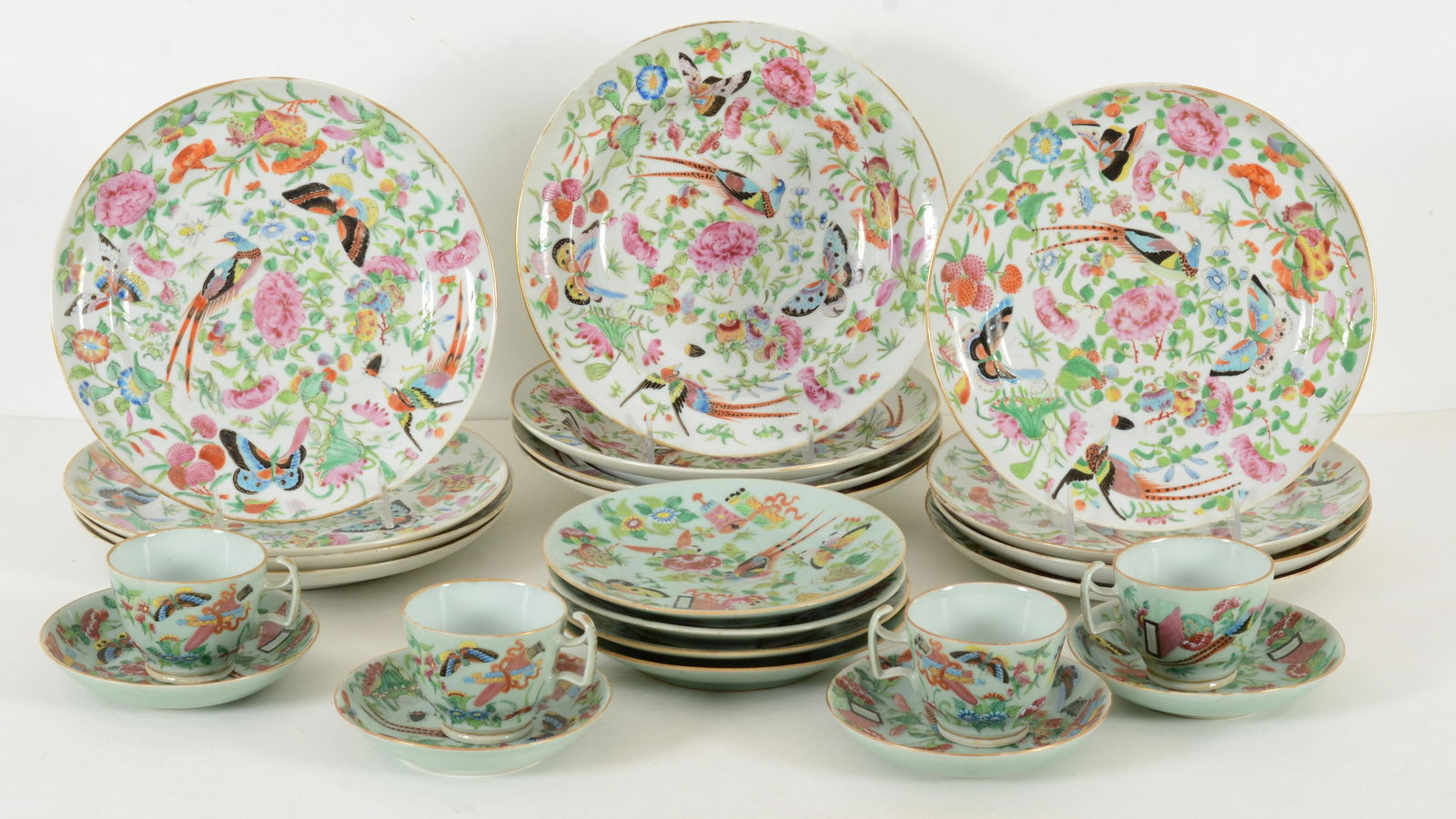 Collection of Chinese export porcelain, to include 12 rose medallion plates with butterfly and (1 of 13)