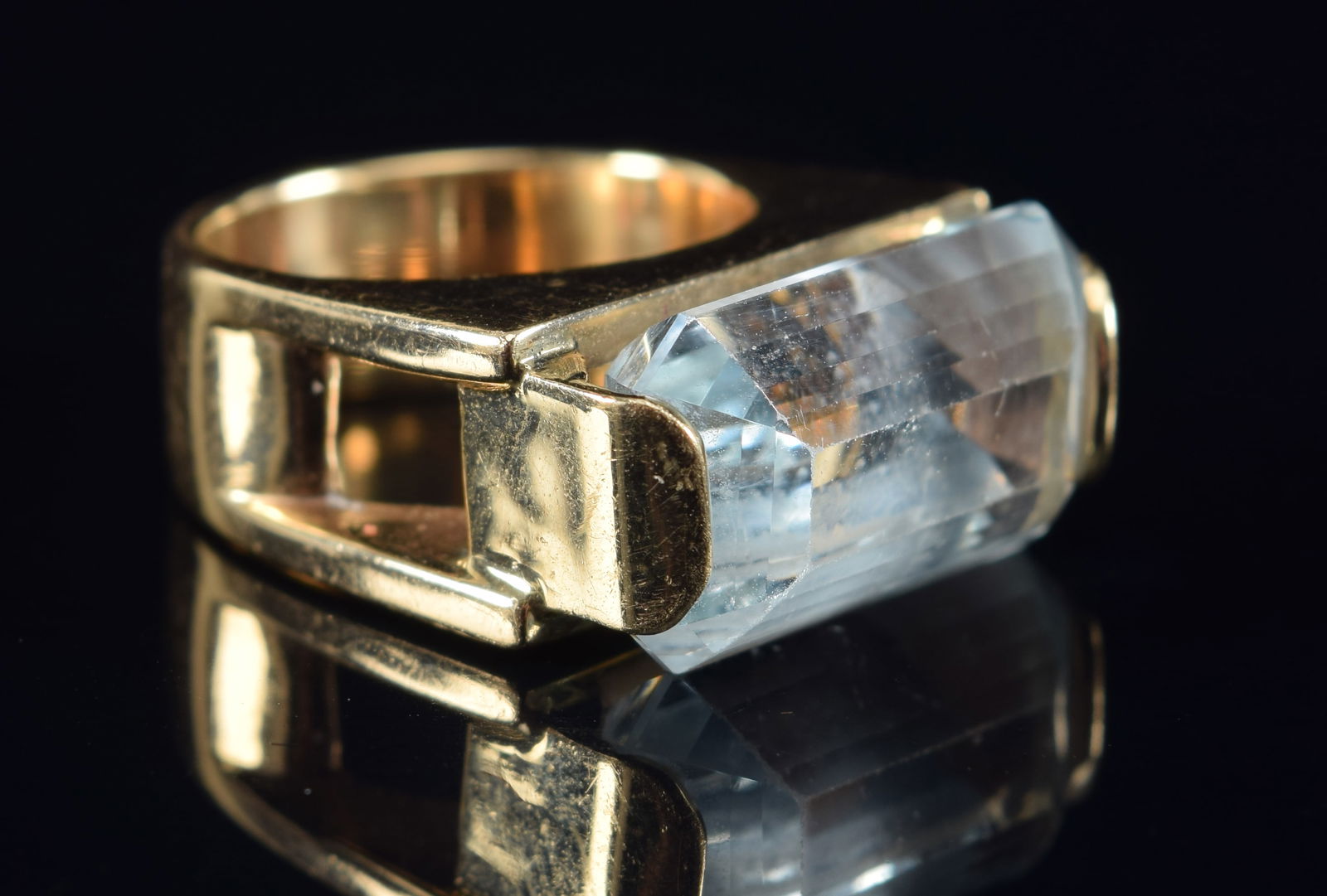 14K gold designer ring set with a large pale blue stone, possibly an aquamarine. Stone measures 9.4 (1 of 5)