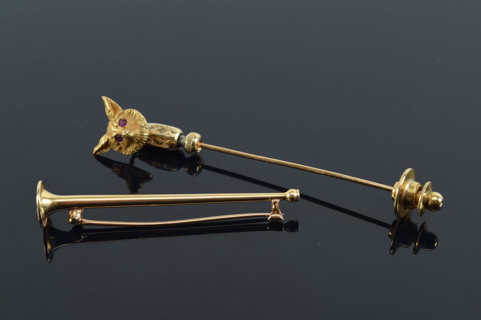 14K gold fox hunting themed jewelry items including a bugle pin and fox head pin set with ruby eyes. (1 of 4)