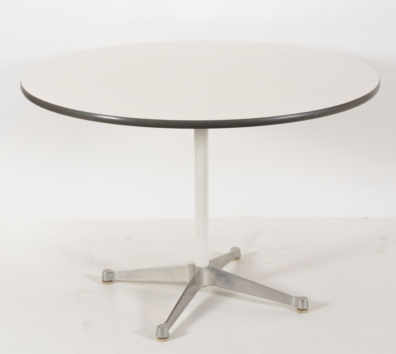 Eames for Herman Miller mid century modern round top breakfast table. Aluminum base. 29in H x 42in (1 of 4)