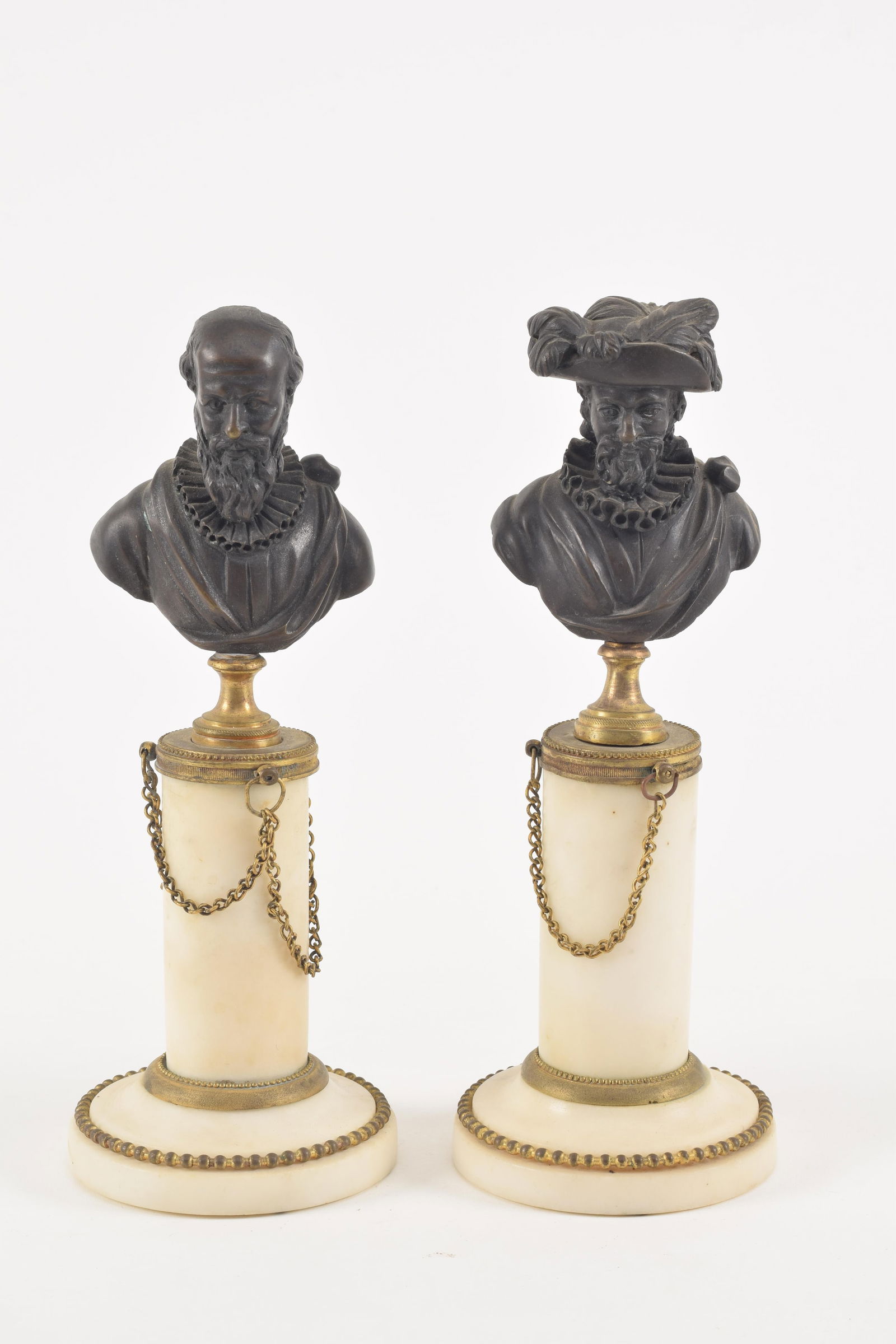 Pair of diminutive Grand Tour bronze sculptures on marble plinths, 19th Century. 2 gentlemen in (1 of 6)