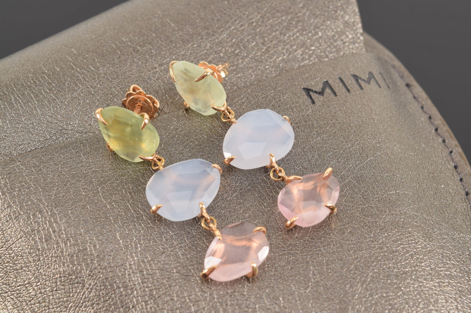 Mimi Milano 18K gold chalcedony, prehnite, and quartz mounted drop earrings. Marked 750 and Mimi. (1 of 4)