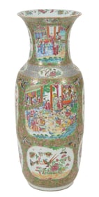 Chinese export porcelain Rose Medallion floor vase, 19th Century. Possibly professionally restored a