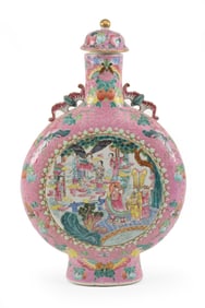 Large porcelain covered jar. China. Mid 19th century. "Moon Flask" form with bat shaped handles