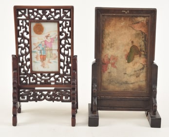Pair of table stands. China. 19th century. Marble plaques with painted scenes. Hung Mu frames and