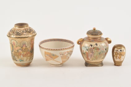 Lot of 4 pieces of satsuma. To include 3 vases and a tea bowl.