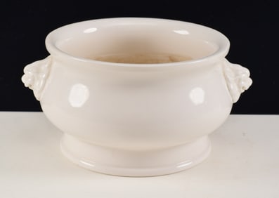 Blanc de Chine censer. China. 18th century. Te Hua ware. 6.5in diameter.