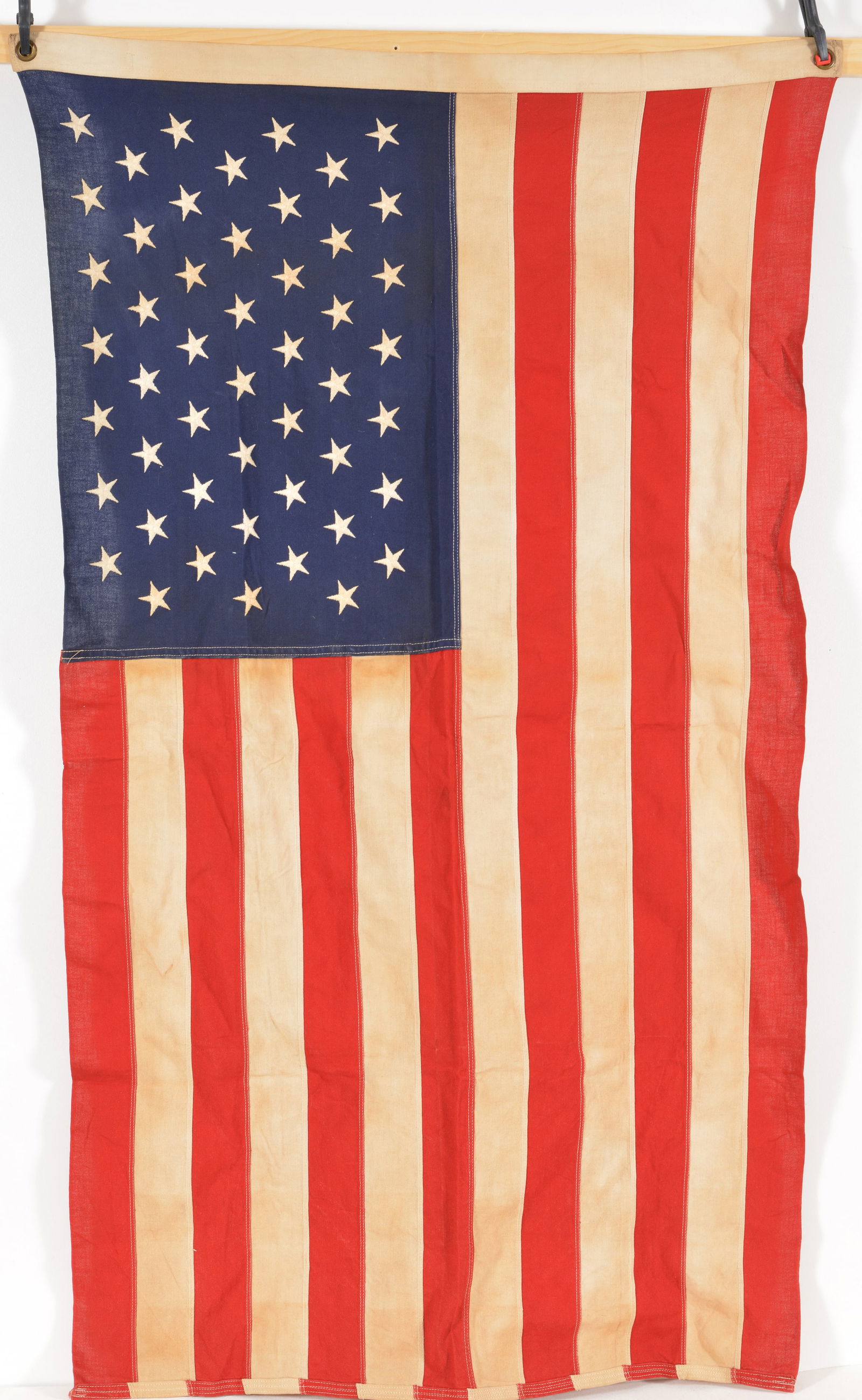 1959 49-star American flag with stitched stars. The 49-star flag was used following the admission of (1 of 5)