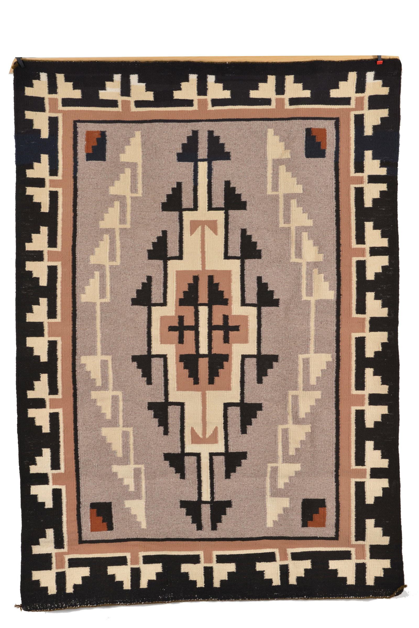 Southwest Navajo rug by Sadie Deshnod, Shiprock, New Mexico. Geometric foliate pattern. 41.5 x 60 in: Southwest Navajo rug by Sadie Deshnod, Shiprock, New Mexico. Geometric foliate pattern. 41.5 x 60 in