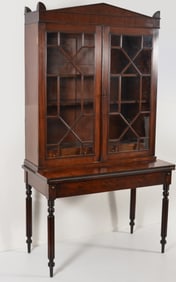 Antique Sheraton mahogany New York lady's writing secretary, ca 1810. Reeded legs with flip top