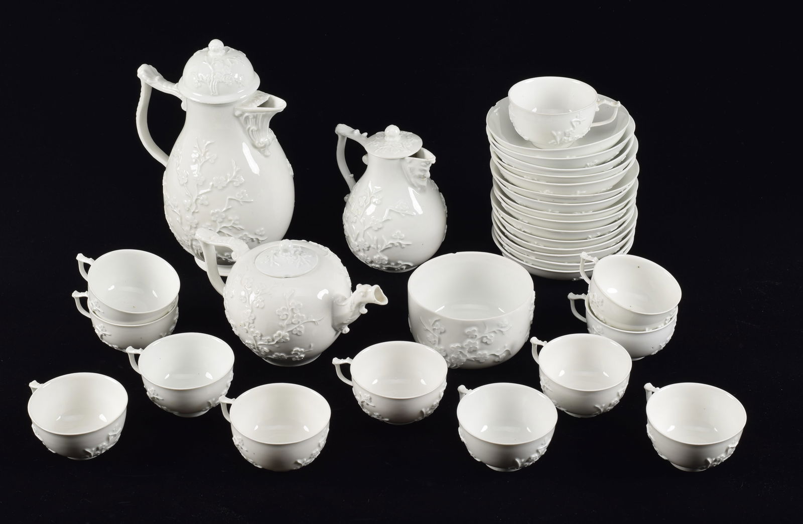 18th century Meissen porcelain white Bottger tea set in relief acanthus flowering branches pattern. (1 of 7)