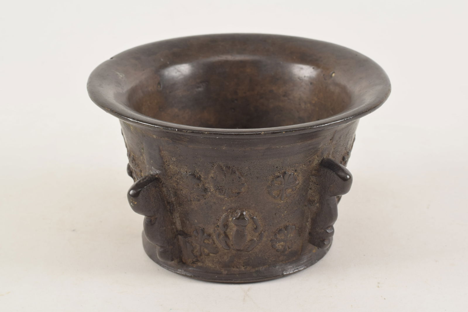 17th century heavy bronze mortar with flower and frog decoration. 5in diameter. 3in high. (1 of 6)