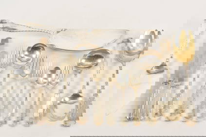 Tiffany & Co. sterling silver flatware service, Marquise pattern, (77) pieces, comprising 8 dinner (1 of 14)
