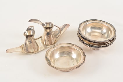 Peruvian and Mexican sterling silver items, 5 matching small shaped edge dishes, 1 similar shaped