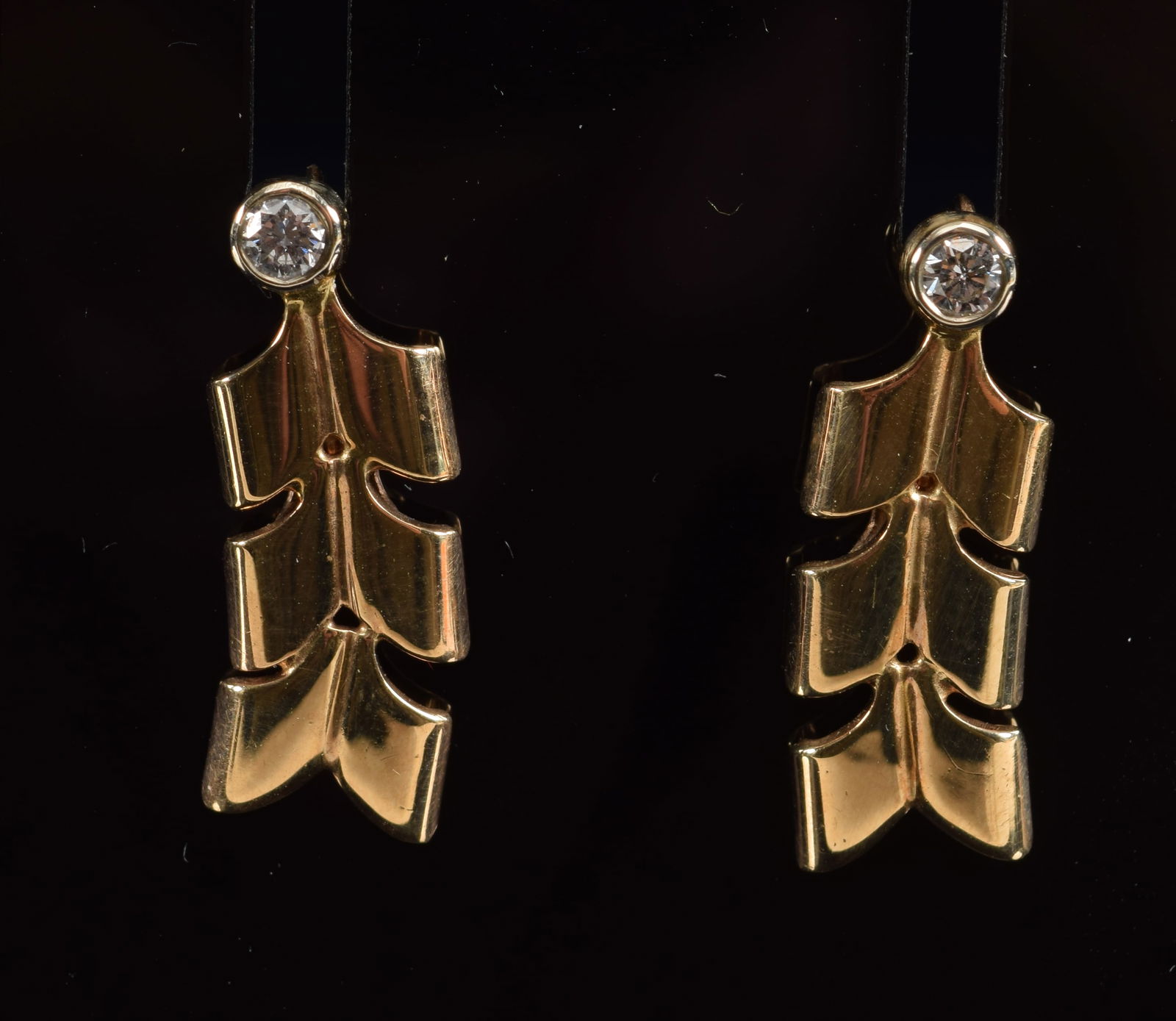Vintage Tiffany & Co. 14K gold shooting star diamond earrings, ca. 1940. Round diamonds each about (1 of 5)