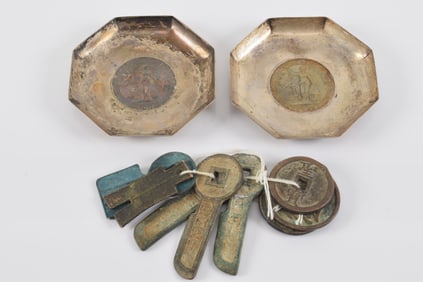 Lot of 11 Chinese coins including 4 archaic key form coins with green and blue patina, archaic