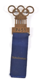 1936 Berlin Olympics swimming participation medal, number 7451. Marked on reverse.