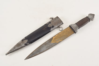 1876 dated Russian hunting dagger, Zlatoust factory. Silvered metal mounts with engraved foliate
