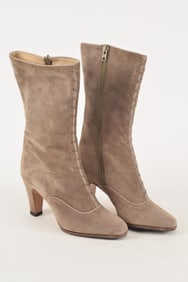 Vintage Gucci taupe suede boots. Size 34.5.