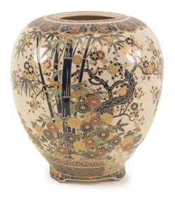 Satsuma jar. Japan. Meiji period (1868-1912). Oviform with a tripod base. Decoration of flowers and