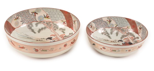 2 Kutani bowls. Japan. Early 20th century. Largest 11.75in.