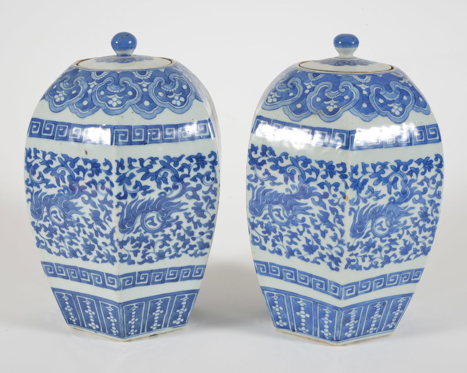 Pair of hexagonal porcelain jars. China. 19th century. Underglaze blue decoration of stylized (1 of 7)