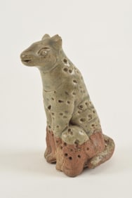 Very rare Lung Chuan leopard. China. Sung period (960-1279). 3.5in.