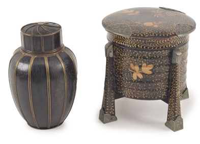 Lot of 2 items. Silver inlaid Chinese tea caddy with length inscription. Together with a miniature