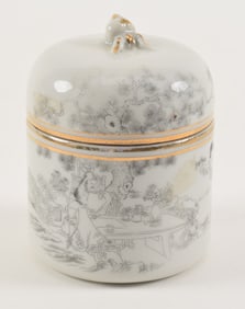Porcelain wine warmer. China. 19th century. Grisaille decoration. 3.5in.