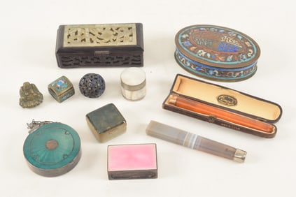 Lot of assorted vintage accessories. To include: 1) Tiffany & Co. French sterling silver pink