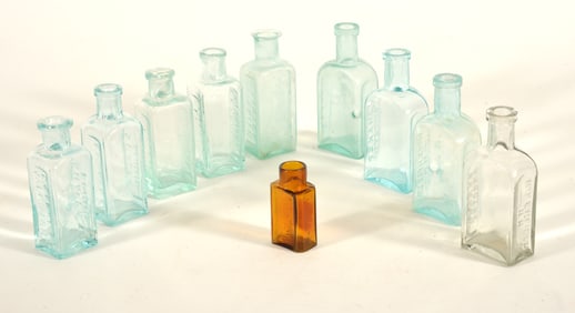 10 Shaker medicine bottles, including five aqua Shaker Fluid, Extract Valerian, 3 5/8 in, four aqua